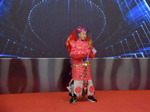 超燃 毕节东辰学子的这场时装大秀触动每一个视觉神经