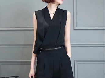 图 品牌折扣店 厂家便宜尾货服装批发 早夜市 精品女装 广州服装 鞋帽 箱包