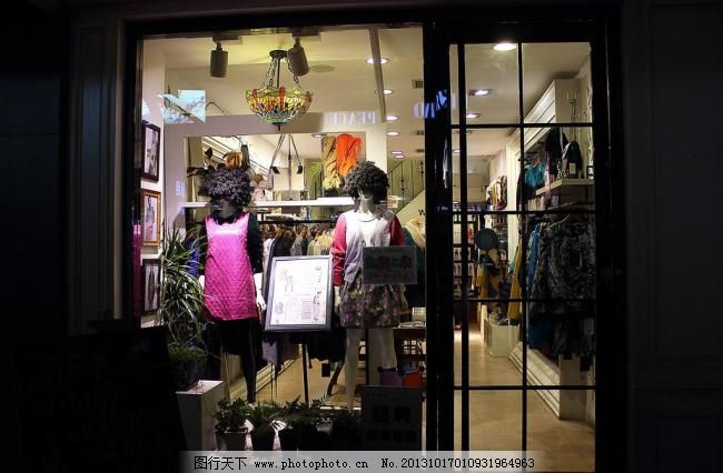鞋帽生产 服装店橱窗背后的时尚密码